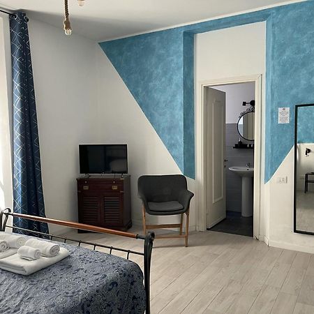 B&B Red House Garlate Екстериор снимка